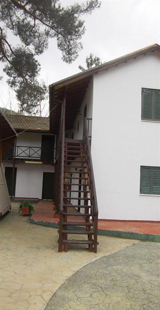 New Okella Hotel At Saittas Exterior photo
